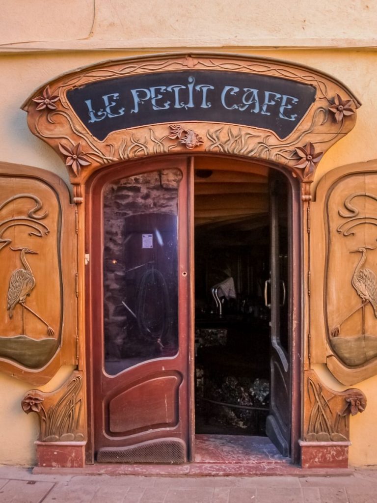 Cafe in Collioure
