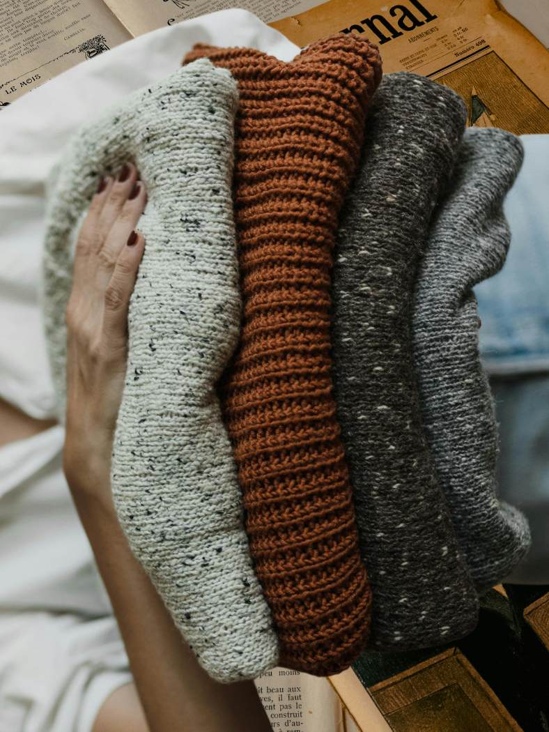 KATIE - RETRO KNITTED COZY WINTER SWEATER